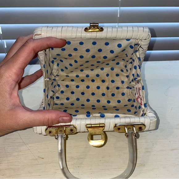 Vintage Woven Clutch Handmade in British Hong Kong - Picture 6 of 10